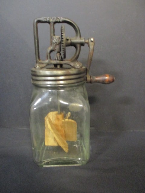 Vintage Dazey Hand Crank Glass Butter Churn: 12" 