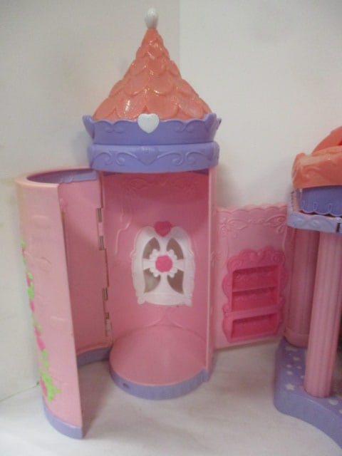 Hasbro My Little Pony "Crystal Rainbow Castle" and Accessories Playset - 2