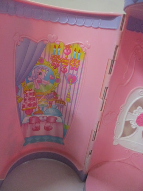 Hasbro My Little Pony "Crystal Rainbow Castle" and Accessories Playset - 3