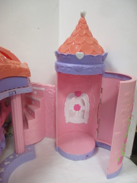Hasbro My Little Pony "Crystal Rainbow Castle" and Accessories Playset - 5
