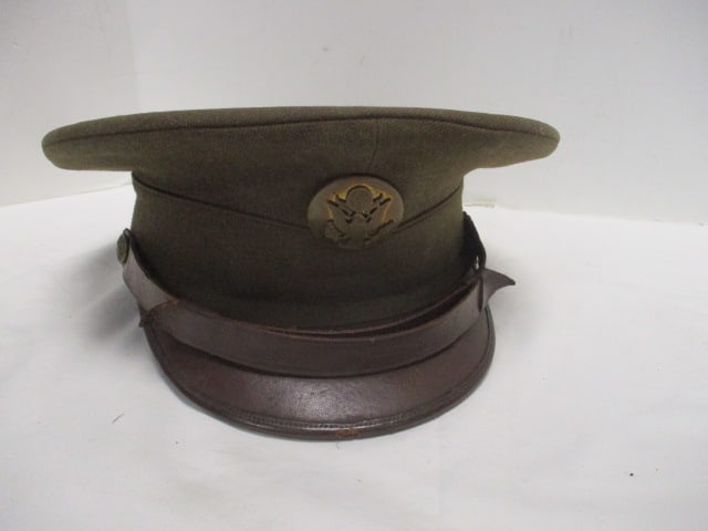 Vintage WWII Era U.S. Army Enlisted Visor Cap: . 