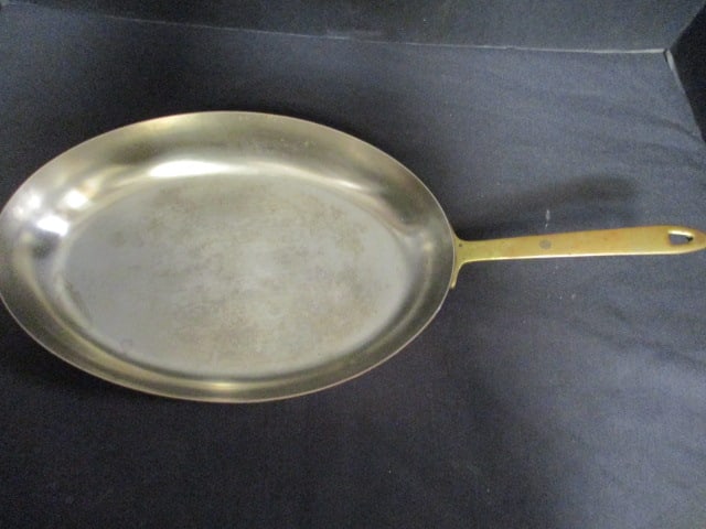 Paul Revere Copper and Brass Oval Fish Pan: 12"(not including handle) x 8 1/2" 