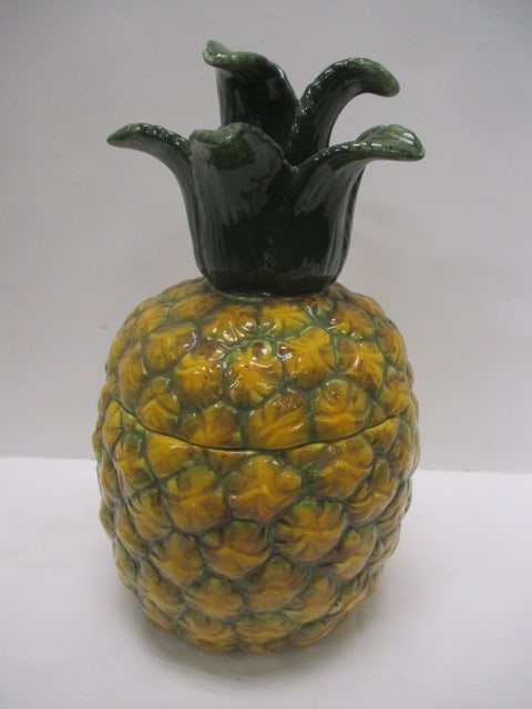 Baum Bros. "Pineapple Collection" Style Eyes Pineapple Shape Cookie Jar: 13"h, chip on jar rim 