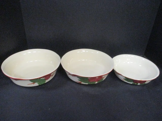 3 Franciscan "Apple" Stoneware Vegetable Serving Bowls: 7 3/4" and (2) 8 1/2" - chip on one 