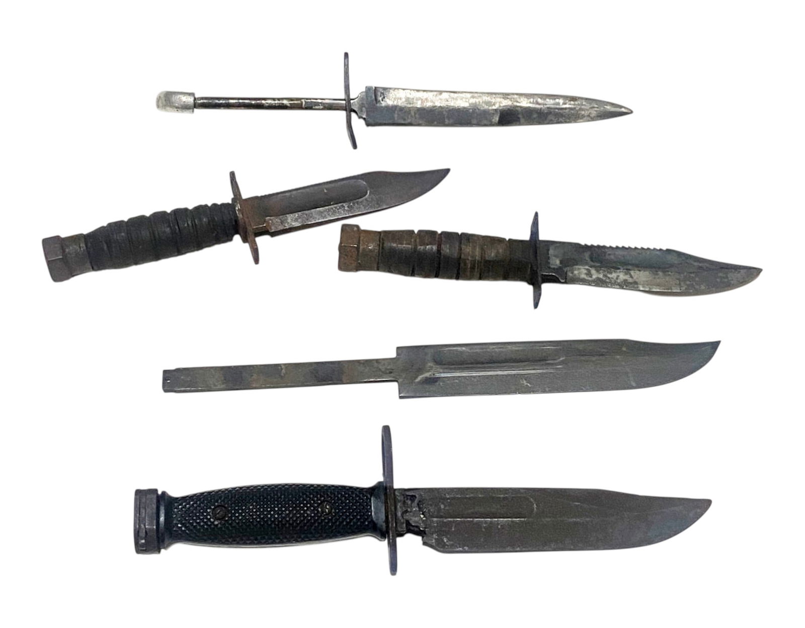 (5) Fighting Knives / Bayonets (1 of 20)