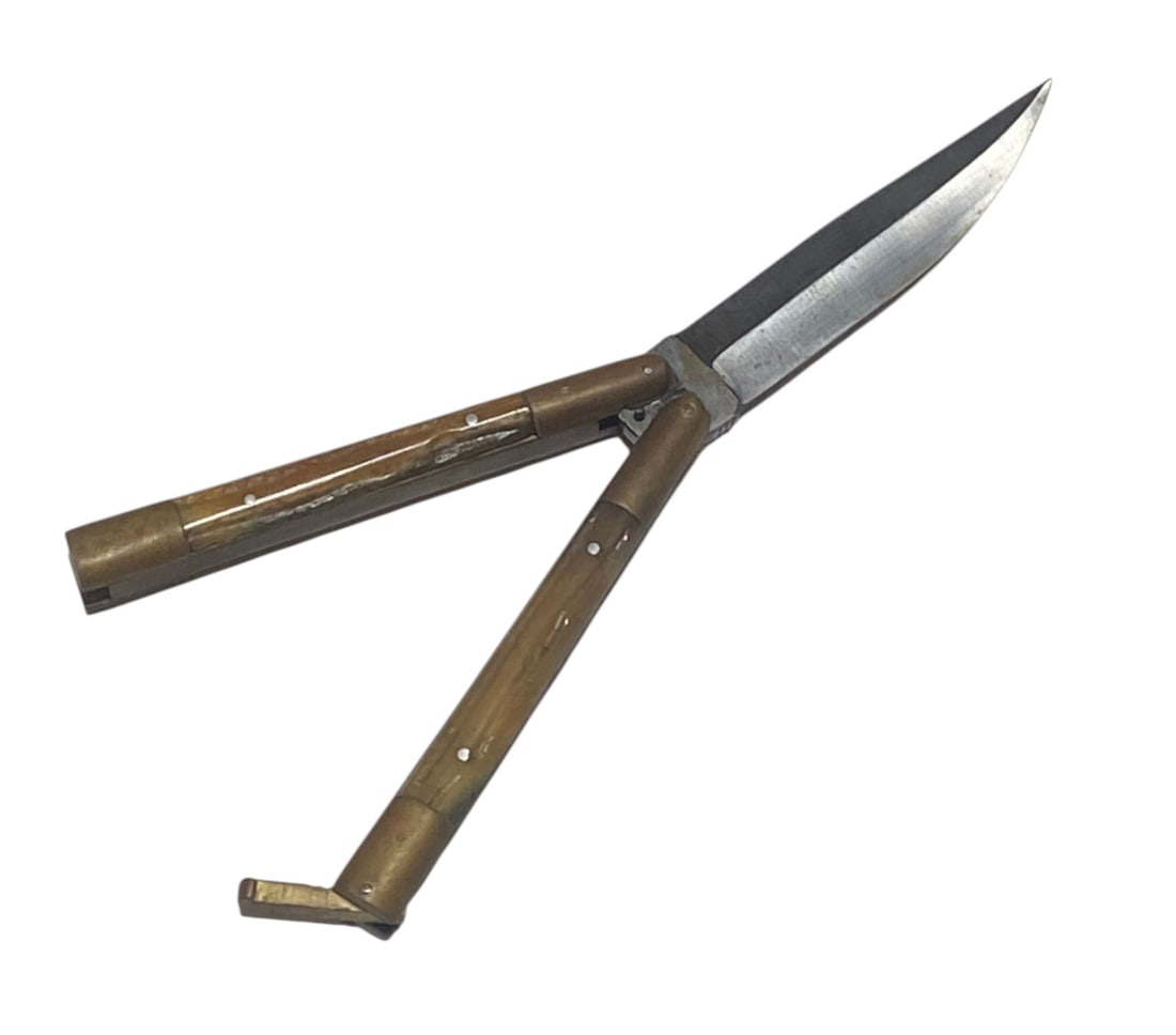 Vintage Philippines Balisong Folding Butterfly Knife (1 of 4)