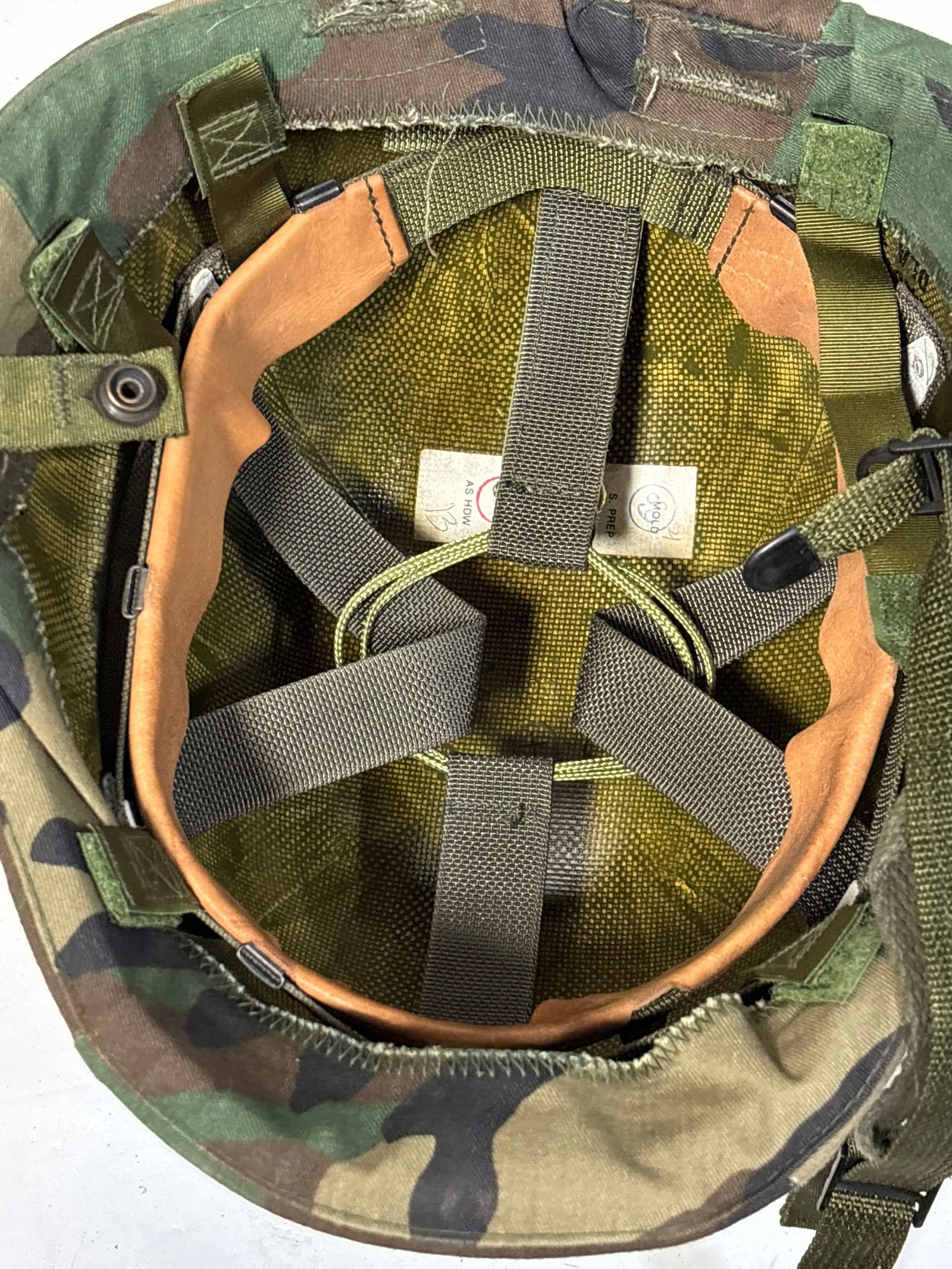 1985 PSAGT Kevlar Helmet with Woodland Camo Cover and Liner - 6