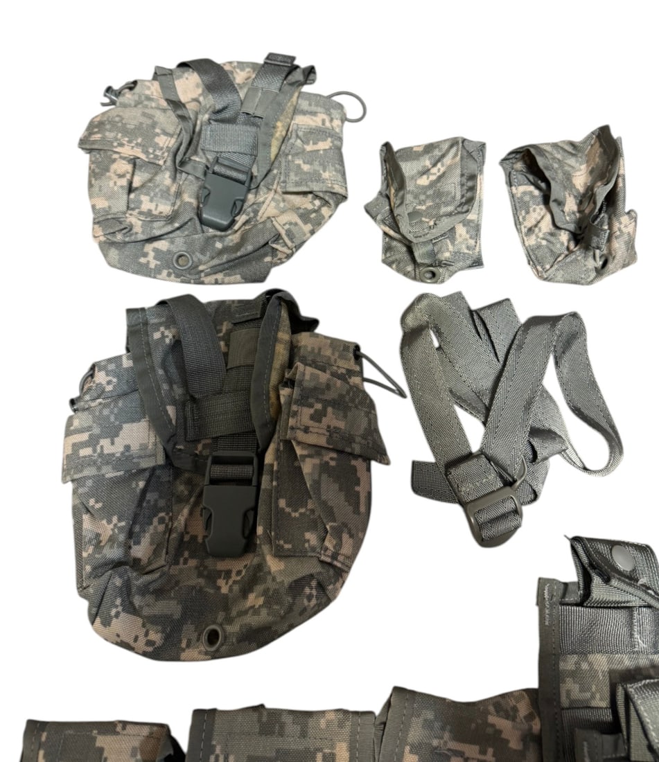 Modern Military Lot - 9