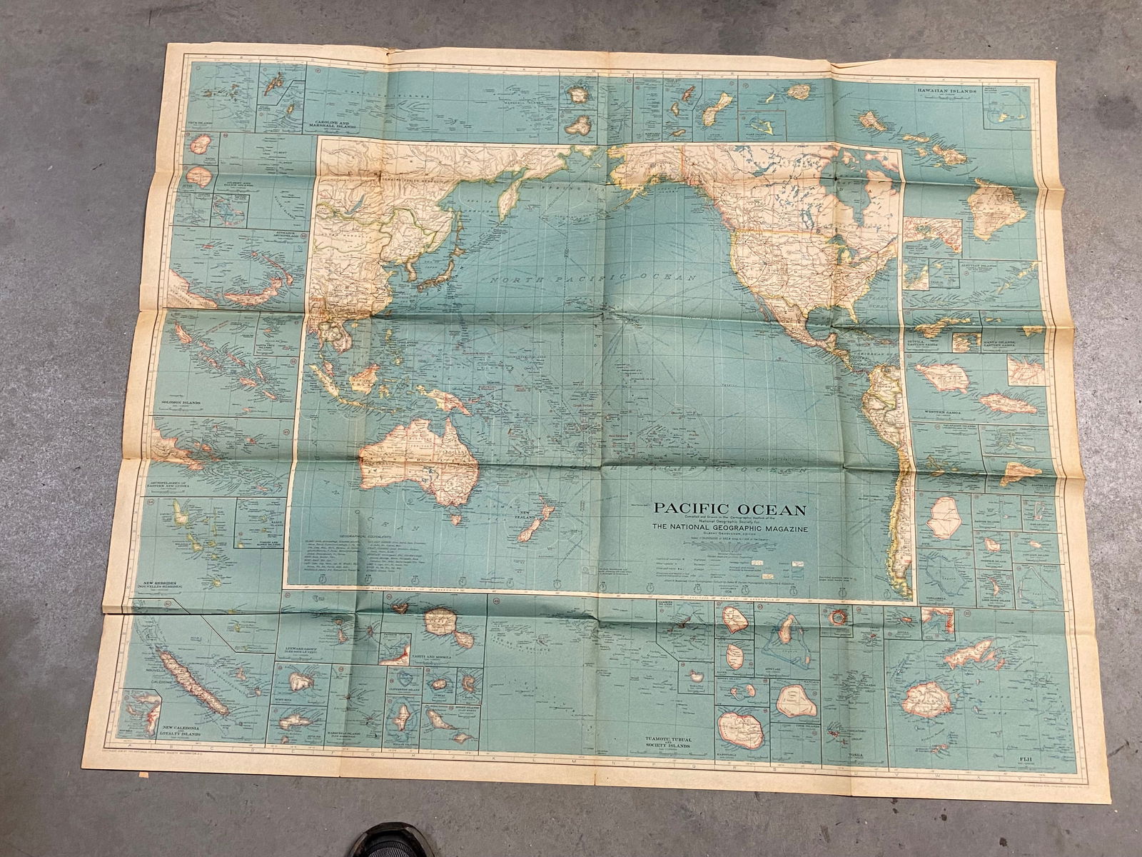 Approx. 20 Atlas & Maps of Various Places - 13