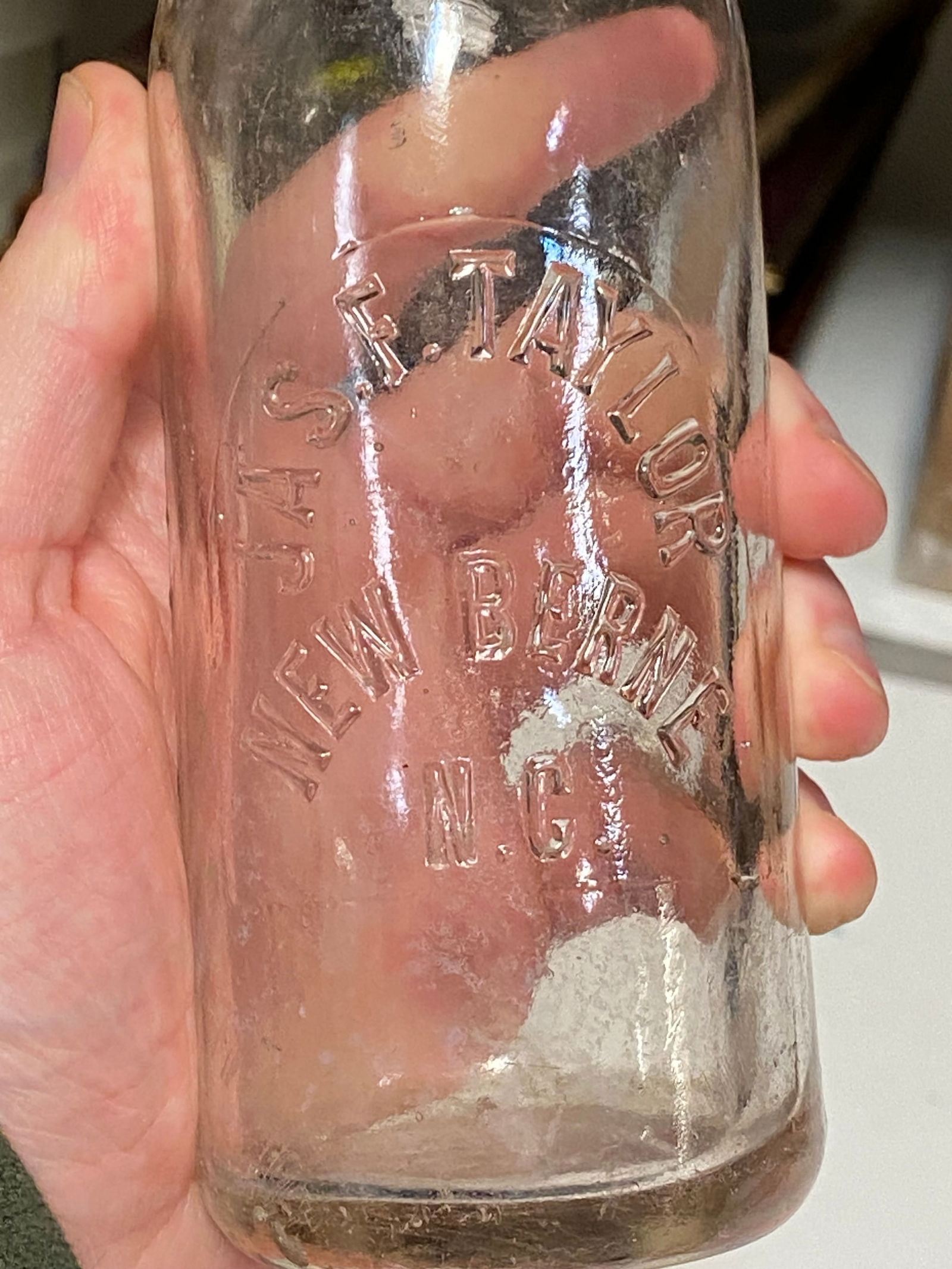 (1) Collectible Glass Bottle - Jas F Taylor New Berne NC Circa 1800's-Early 1900's - 3