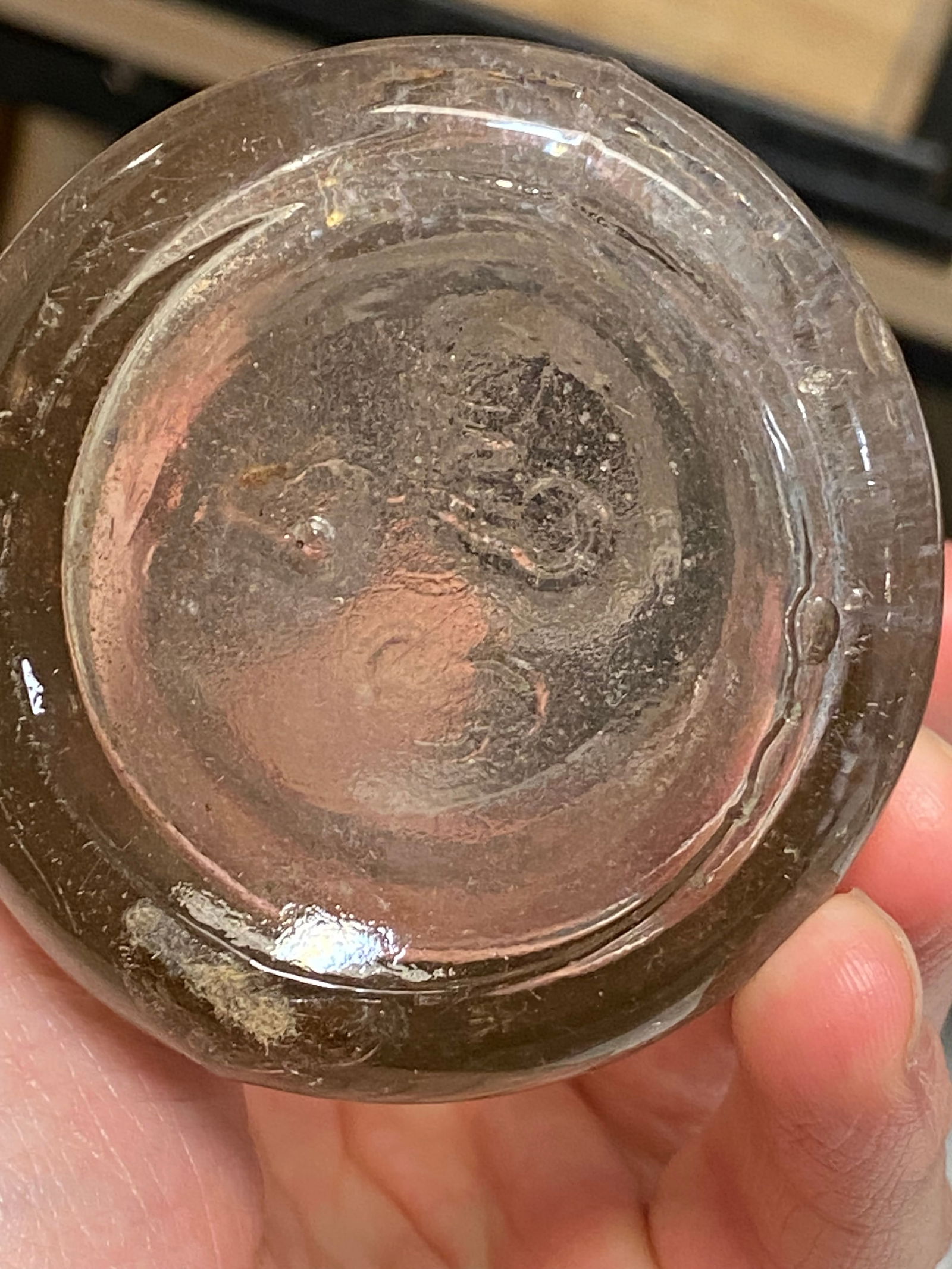 (1) Collectible Glass Bottle - Jas F Taylor New Berne NC Circa 1800's-Early 1900's - 4