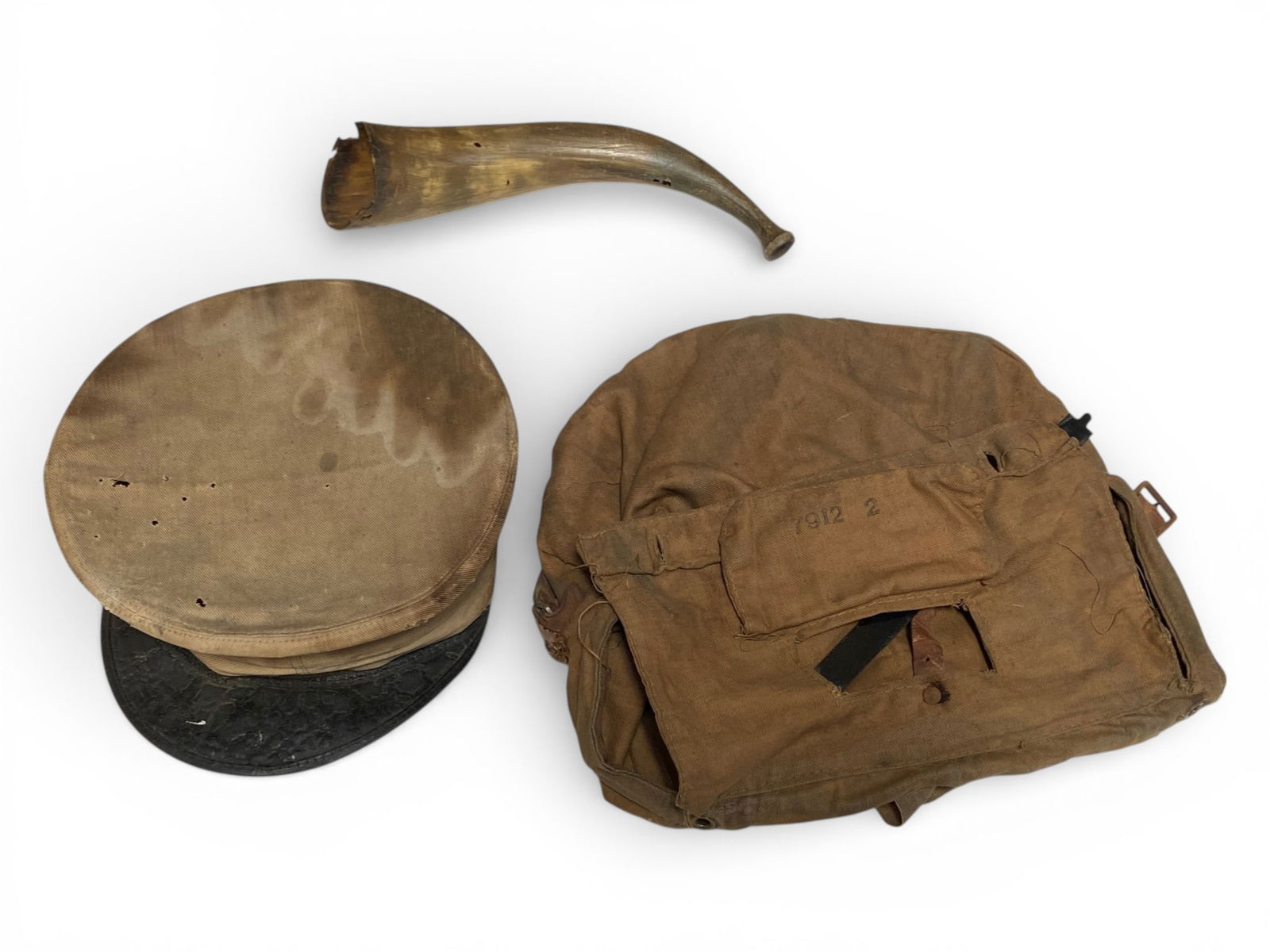 Misc Military Lot: Powder Horn, Cap, and Sack. See Photos. 