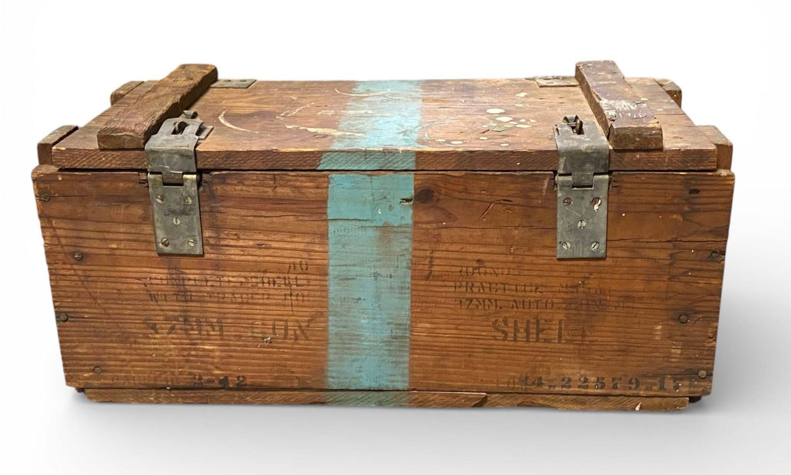 Empty Footlocker *LOCAL PICKUP ONLY*: *LOCAL PICKUP ONLY NO SHIPPING* 