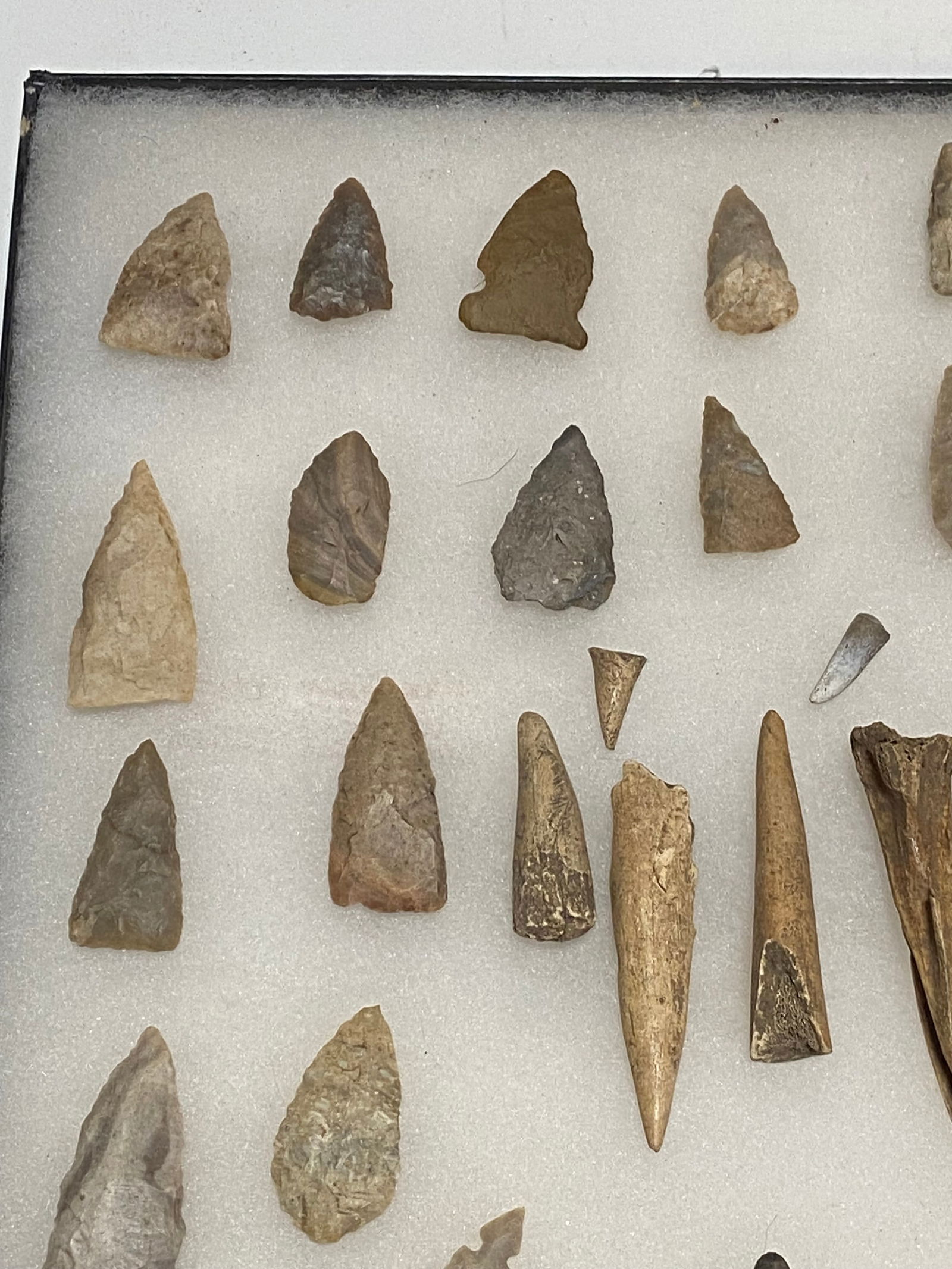 Large Collection of Native American Artifact Spear Points, Arrowheads, Knives and Bone in Riker C... - 4