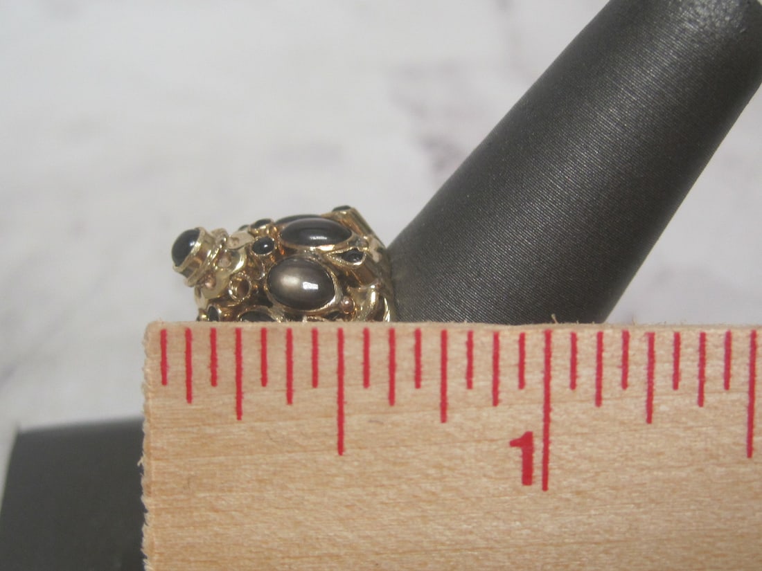 14k Gold Star Sapphire Princess Ring - 6