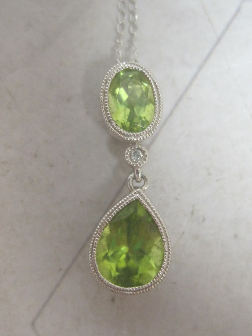 14k White Gold Peridot & Diamond Necklace - 2