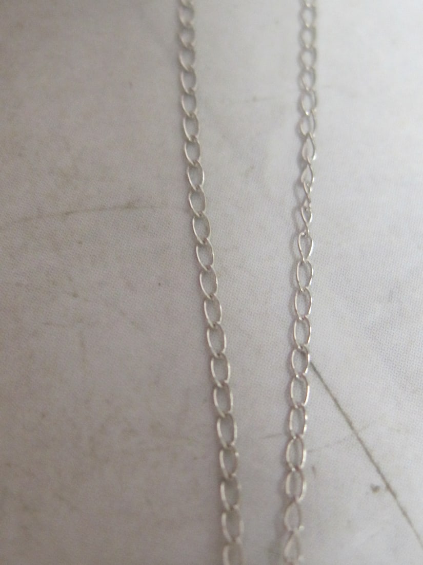 14k White Gold Peridot & Diamond Necklace - 5