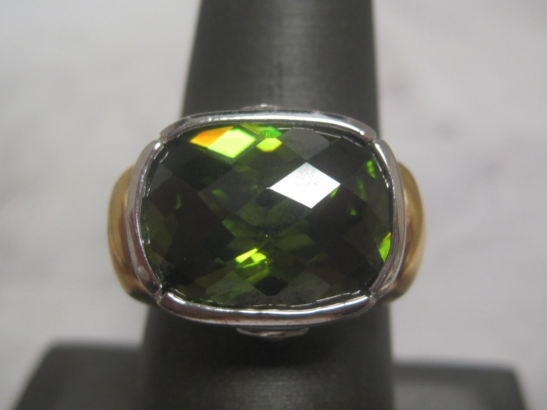 Sterling Silver Green Quartz & Amethyst Ring: Weighs 10.1 grams, Size 8 1/2, Woven twist design with gold highlights similar to Yurman