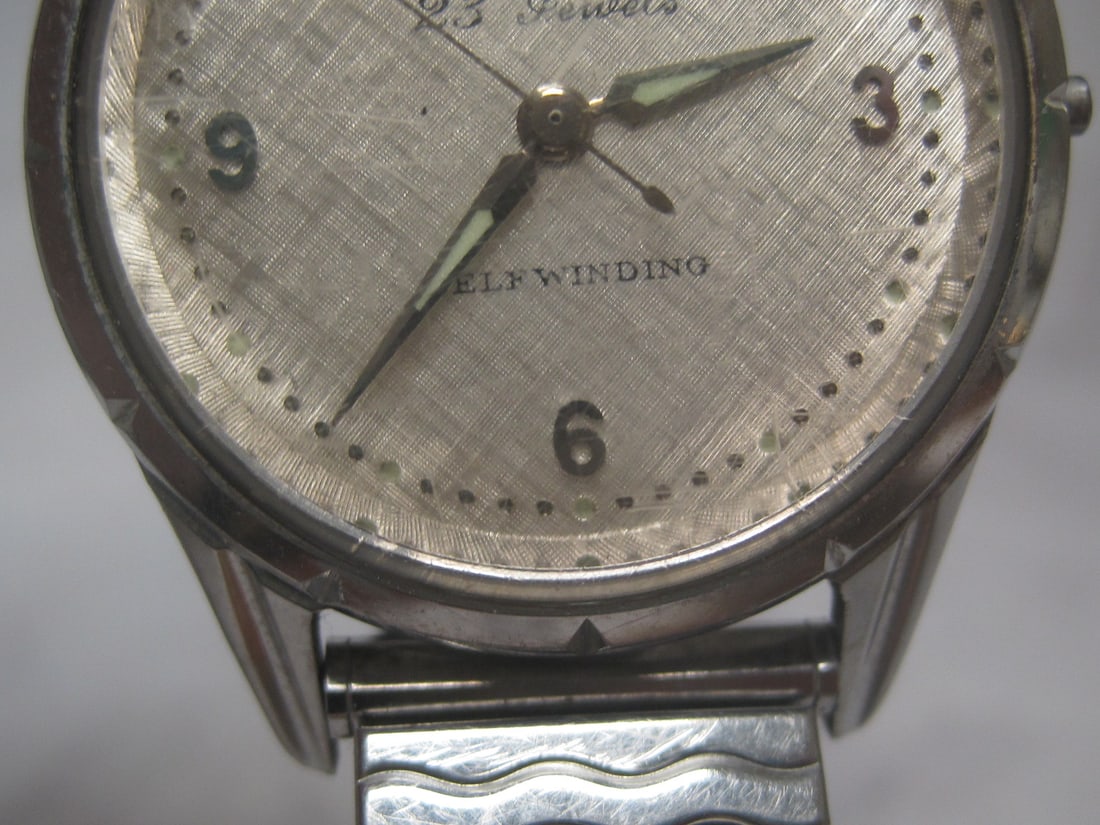 1960's Bulova 23 Jewels Men's Wristwatch - 4