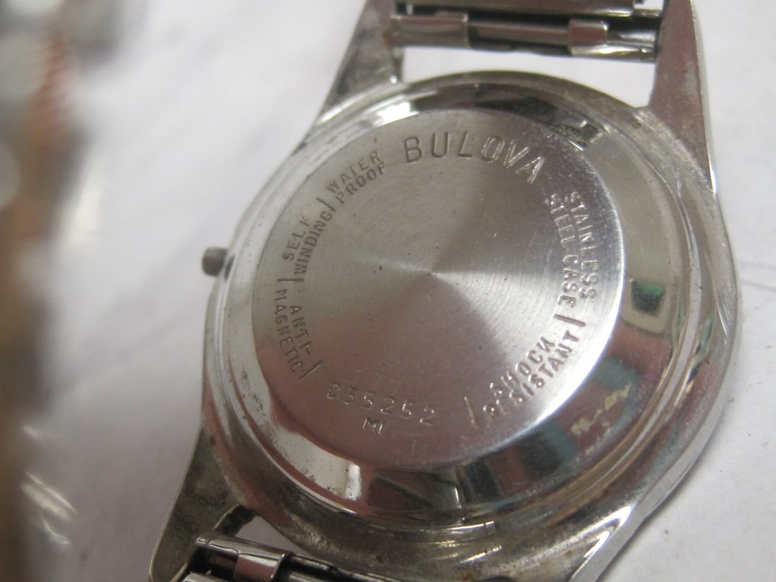 1960's Bulova 23 Jewels Men's Wristwatch - 5