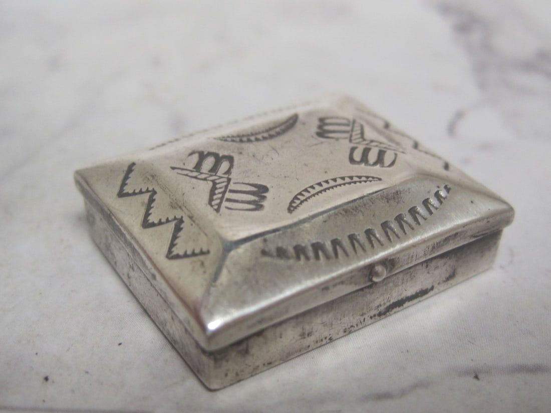 Sterling Silver Native American Pill or Trinket Box: Weighs 6.8 grams, Navajo style designs 