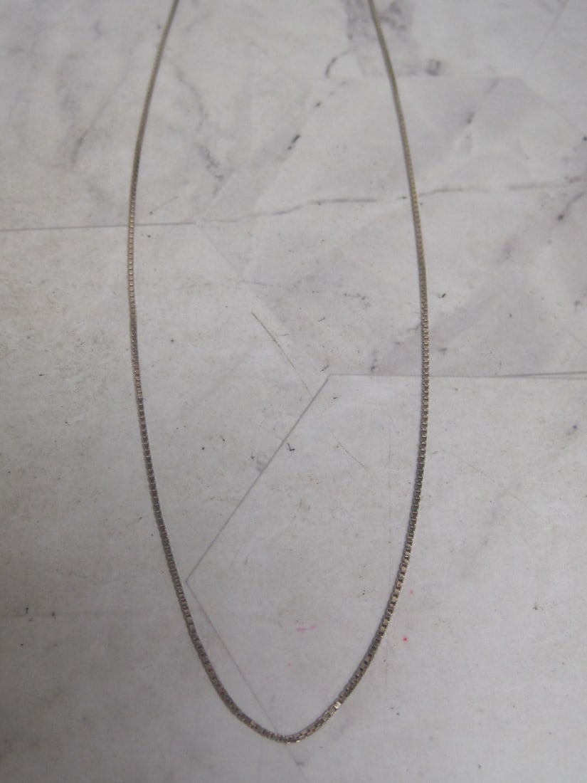 17" Sterling Silver Box Link Chain (1 of 3)