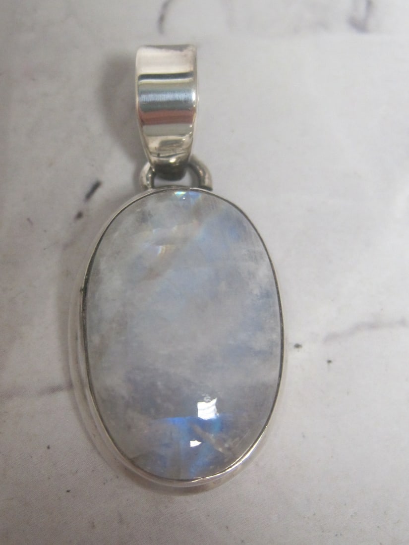 Sterling Silver Moonstone Pendant (1 of 4)
