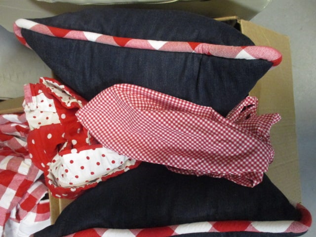 Twin Size Custom Bedspreads/Curtains/Pillows - 3