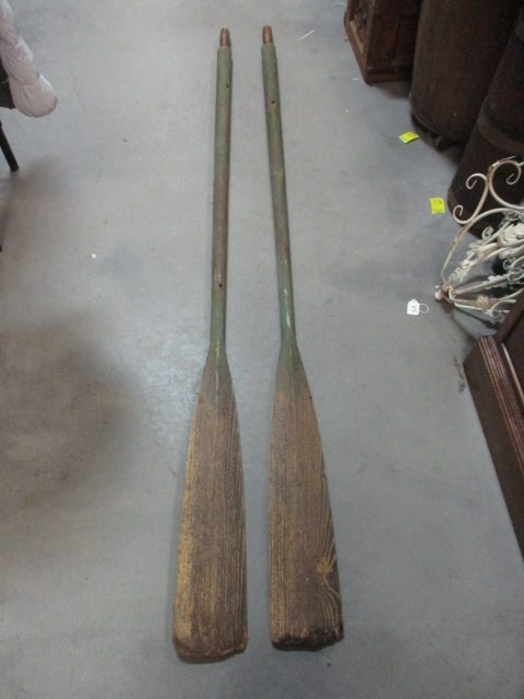 Antique (PR) Wood Oars: 77" 