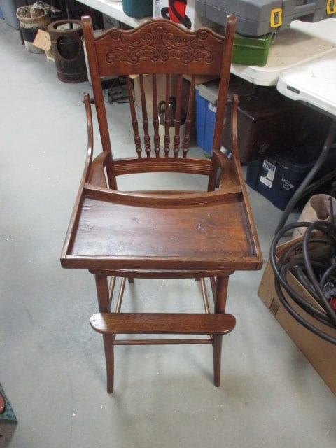 Antique Oak High Chair w/Spindle Back & Cane Seat: . 