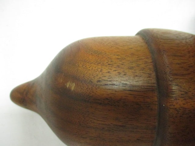 Wood Acorn (PR) Bookends - 10