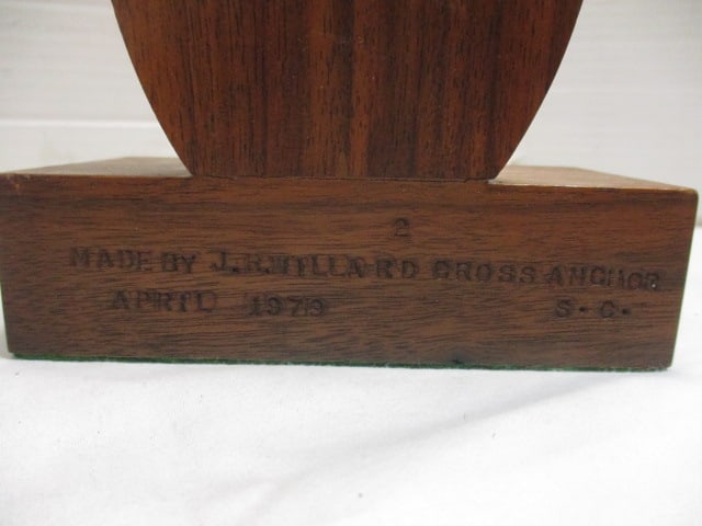 Wood Acorn (PR) Bookends - 5