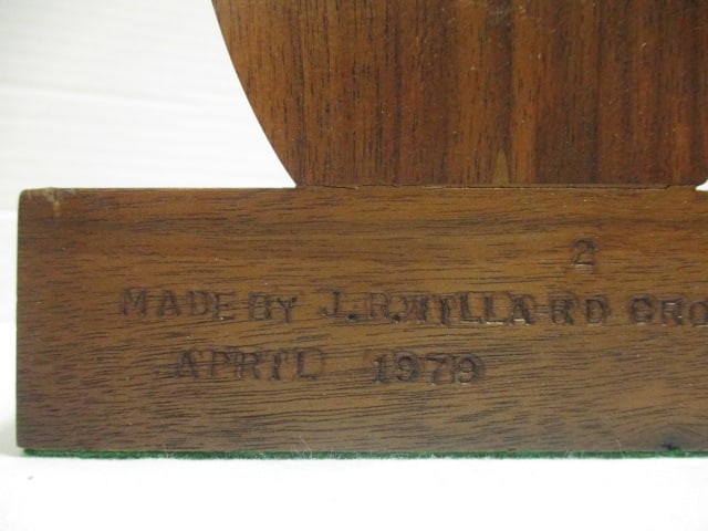 Wood Acorn (PR) Bookends - 6