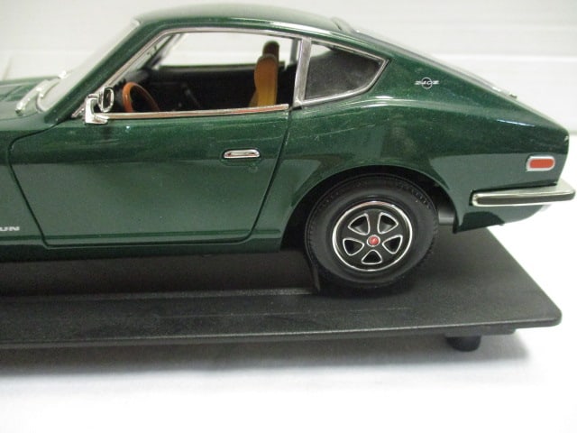 Green Datsun 240Z Die Cast Car on Stand - 5
