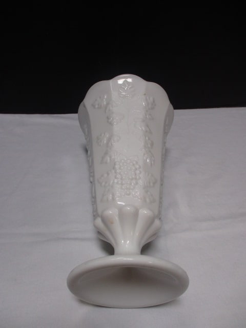 Vintage Milkglass Panelled Grape Pattern Vase - 4