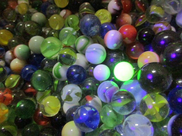 Tray of Marbles-Some Clay, Some shooters, some uranium Glass - 3