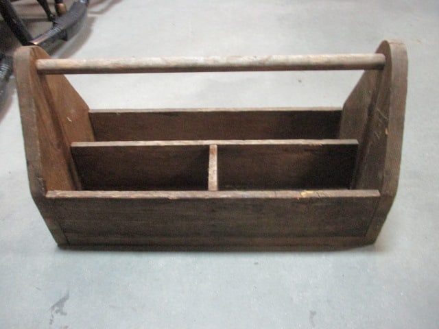 Vintage Wood Tool Caddy or Tote Box: 18 x 8 x 10 