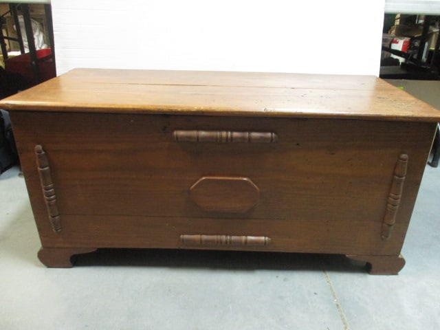 Antique Wood Trunk w/Removable Insert: 41 x 19 x 19 