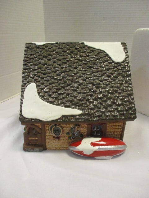 Dept. 56 Hunting Lodge - 4