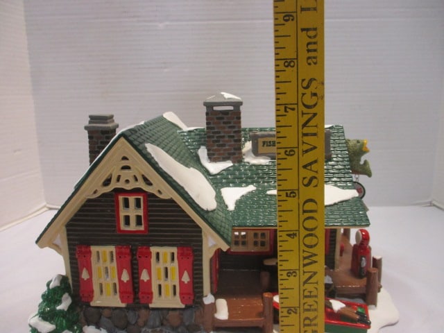 Dept. 56 Fisherman's Nook Resort - 10