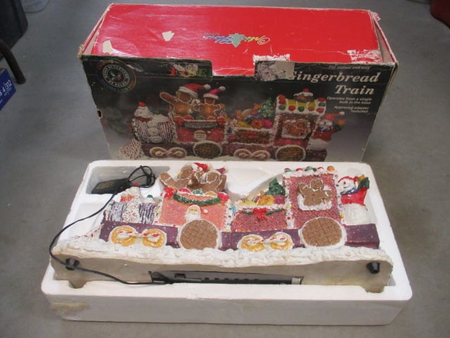 Puleo Gingerbread Train in Box: . 