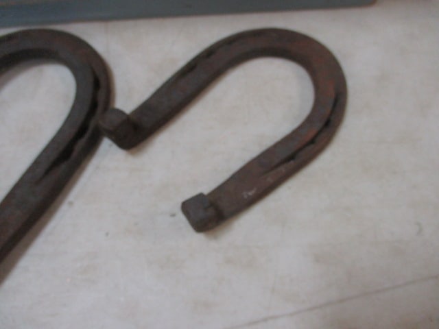 Rustic Wood Box w/Horseshoe Handles & Horseshoes - 3