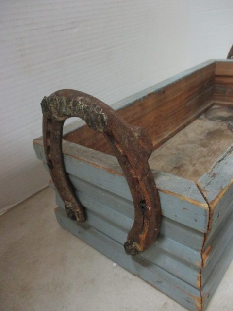 Rustic Wood Box w/Horseshoe Handles & Horseshoes - 7