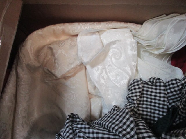 Sewing Cloth, Tablecloths, etc. - 7