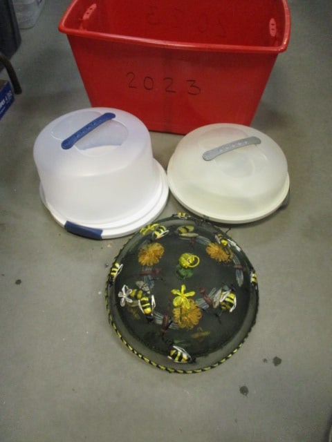 Kitchen Plastic Wares & Picnic Food Covers: . 