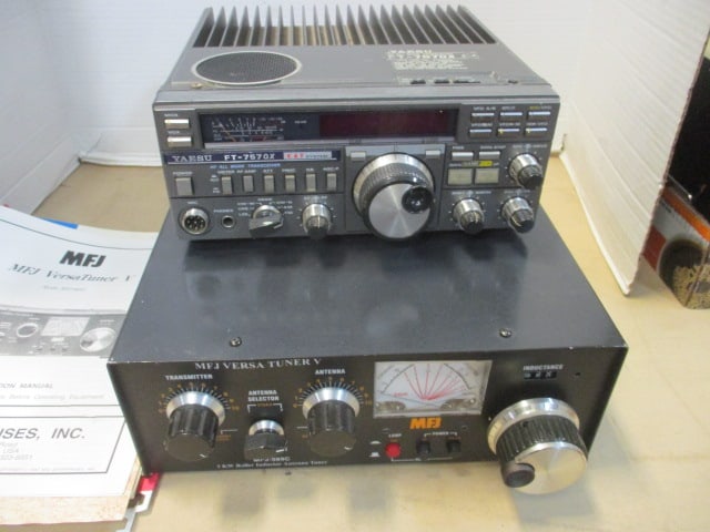 MFJ Versa Tuner Antenna Tuner & Yaesu FT7S7GX Transceiver - 4