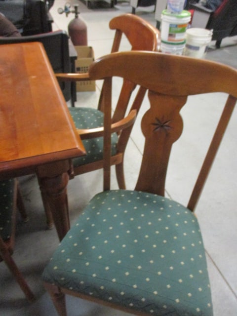 Ethan Allen 'Country Crossings'Table w/8 Chairs & 2 Leafs - 11