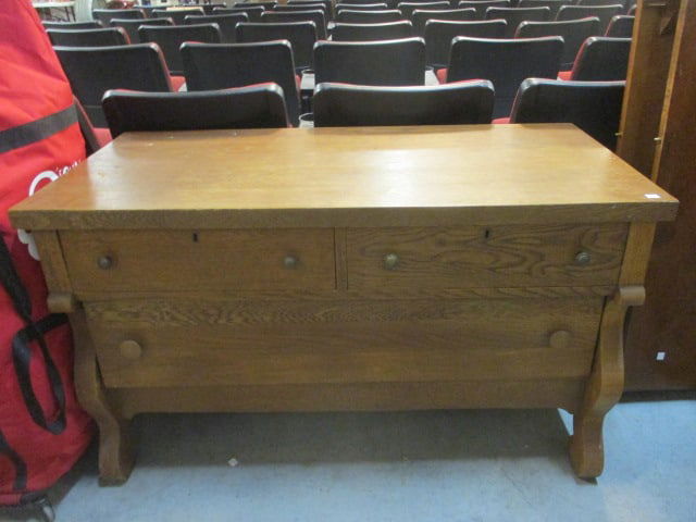2 Over 1 Antique Tiger Oak Dresser: 45 x 22 x 26 