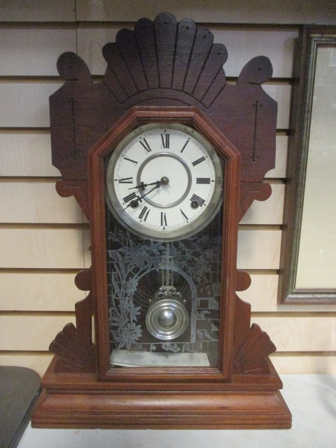 Antique Waterbury Clock Co. Gingerbread Mantel Pendulum Clock with Key (1 of 6)