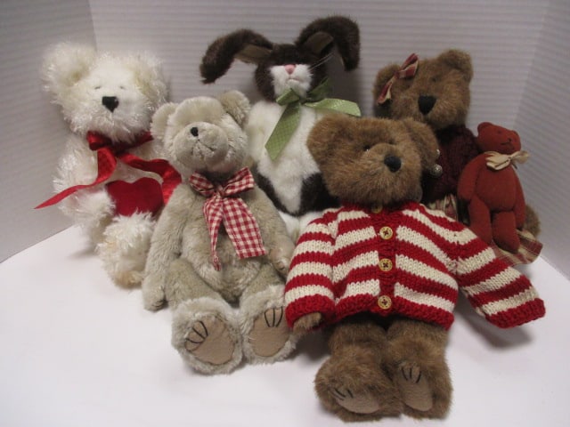 Vintage Boyd's Bear Lot - 5 Plush Bears and 1 Bunny Rabbit (1 of 19)